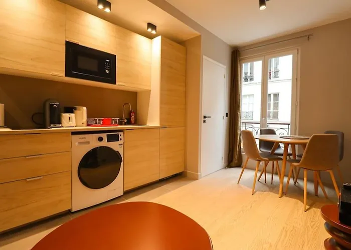 11.newrenovated Flat#invalides#effeil Tower#4 Pers *
